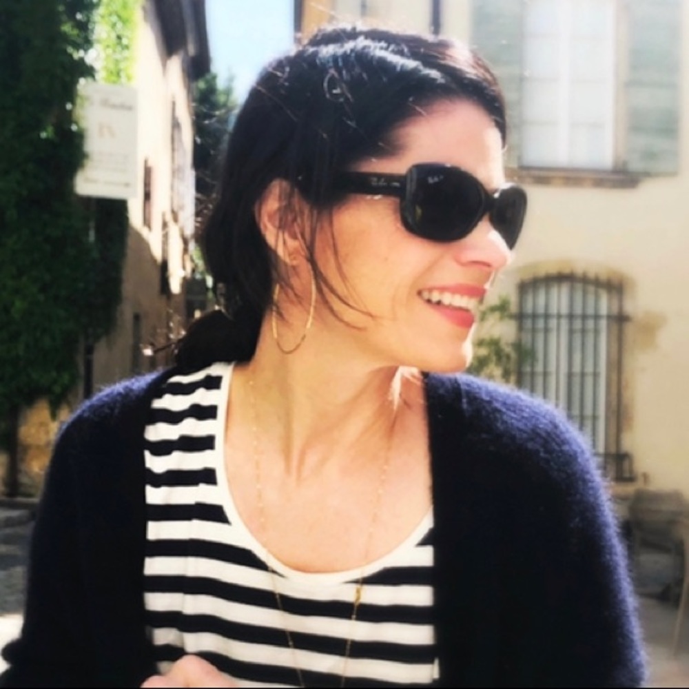 Meet your Posher, Jennifer